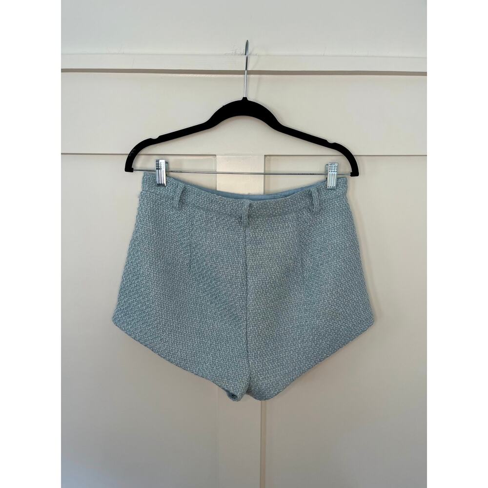 Amanda Uprichard Kelso Shorts in Powder Blue Size Large - Picture 3 of 4